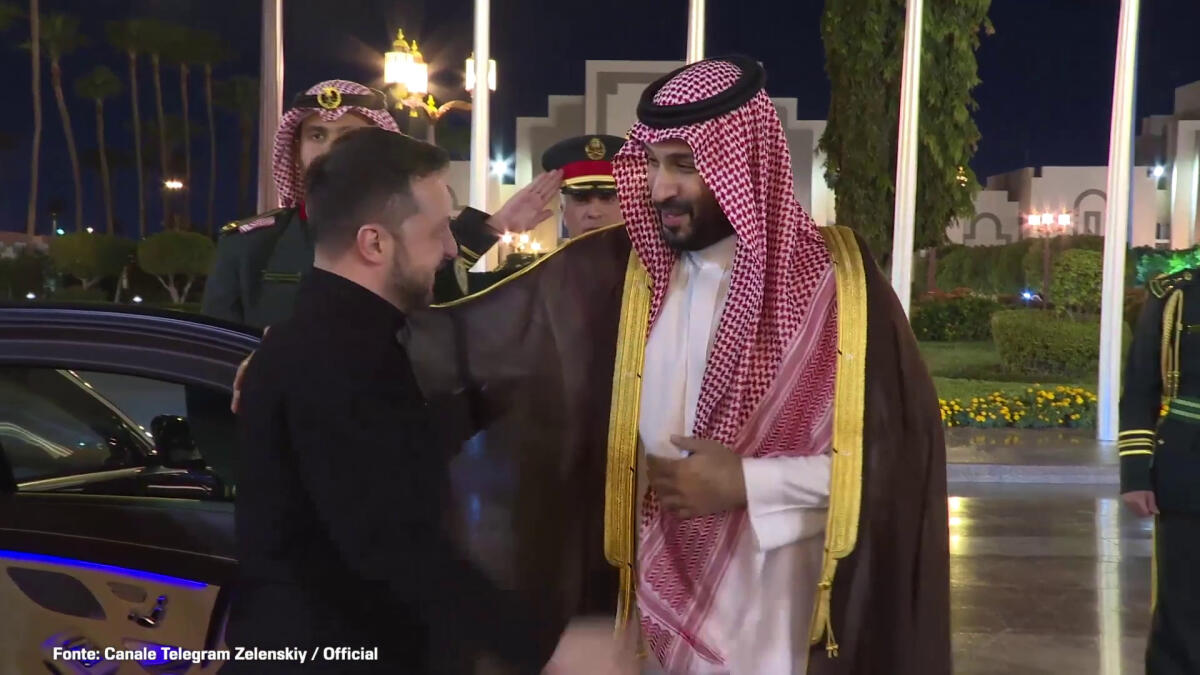 Zelensky in Arabia Saudita, al via colloqui con gli Usa - 