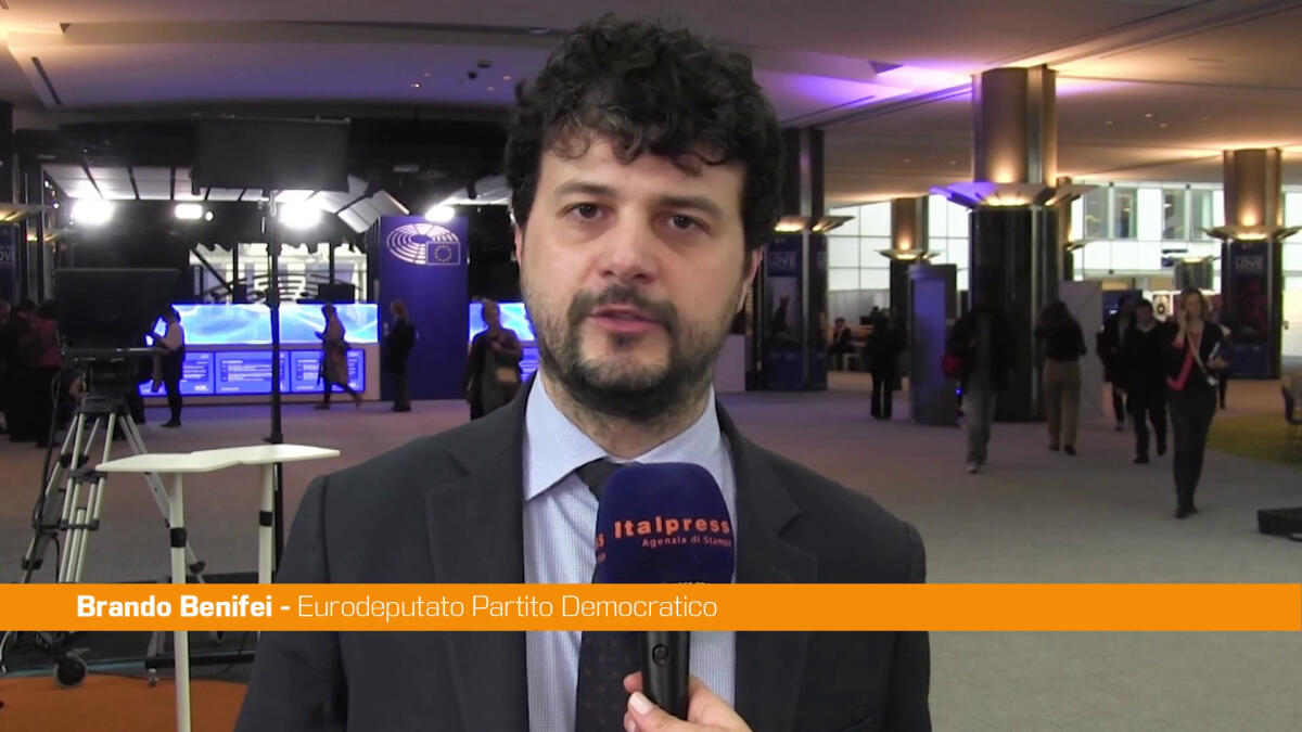 Ue, Benifei "Commissione prema sugli Stati per politiche della casa" - 