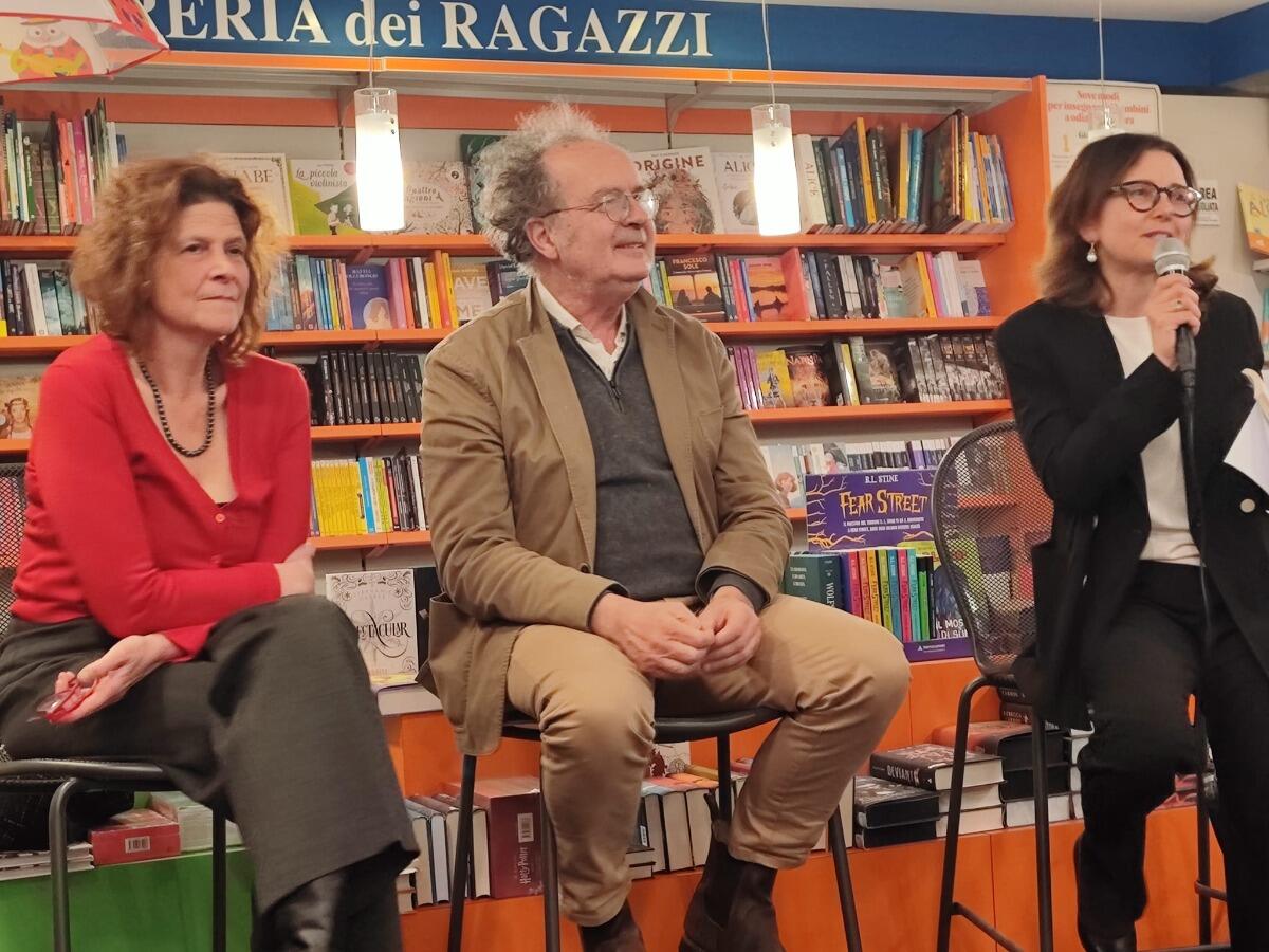Cosenza - Il Premio Sila '49 entra nel vivo. Presentato il libro di Marco Lodoli - 