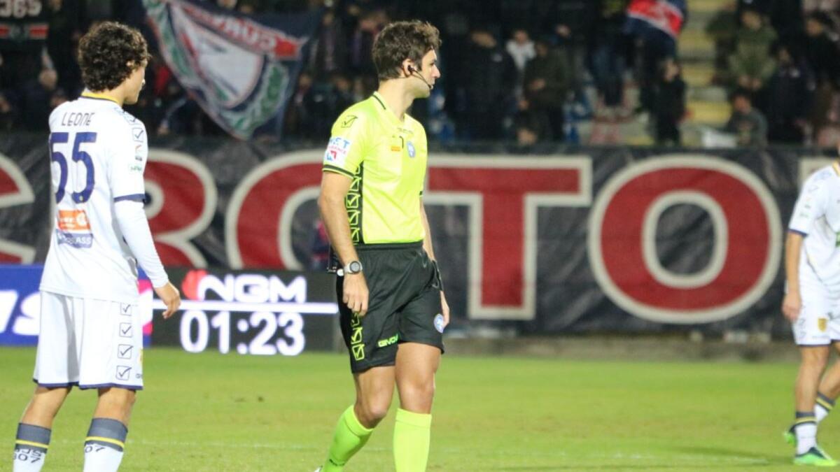 #CataniaCrotone - Dirige l'incontro il signor Lovison di Padova, l'arbitro di Crotone-Juve Stabia - 