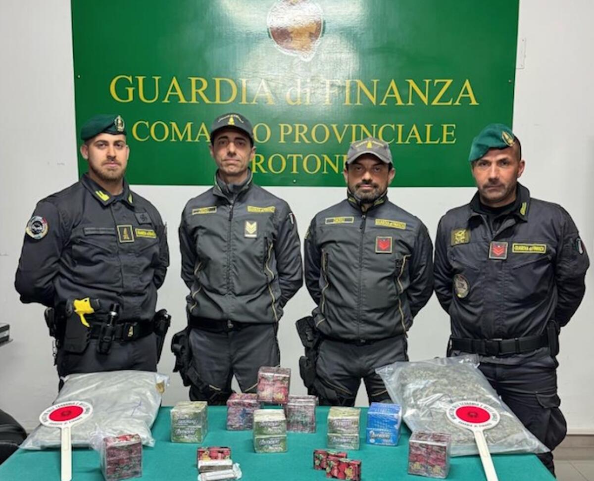 Crotone - Scovata a Gabella una "villetta" della droga - 
