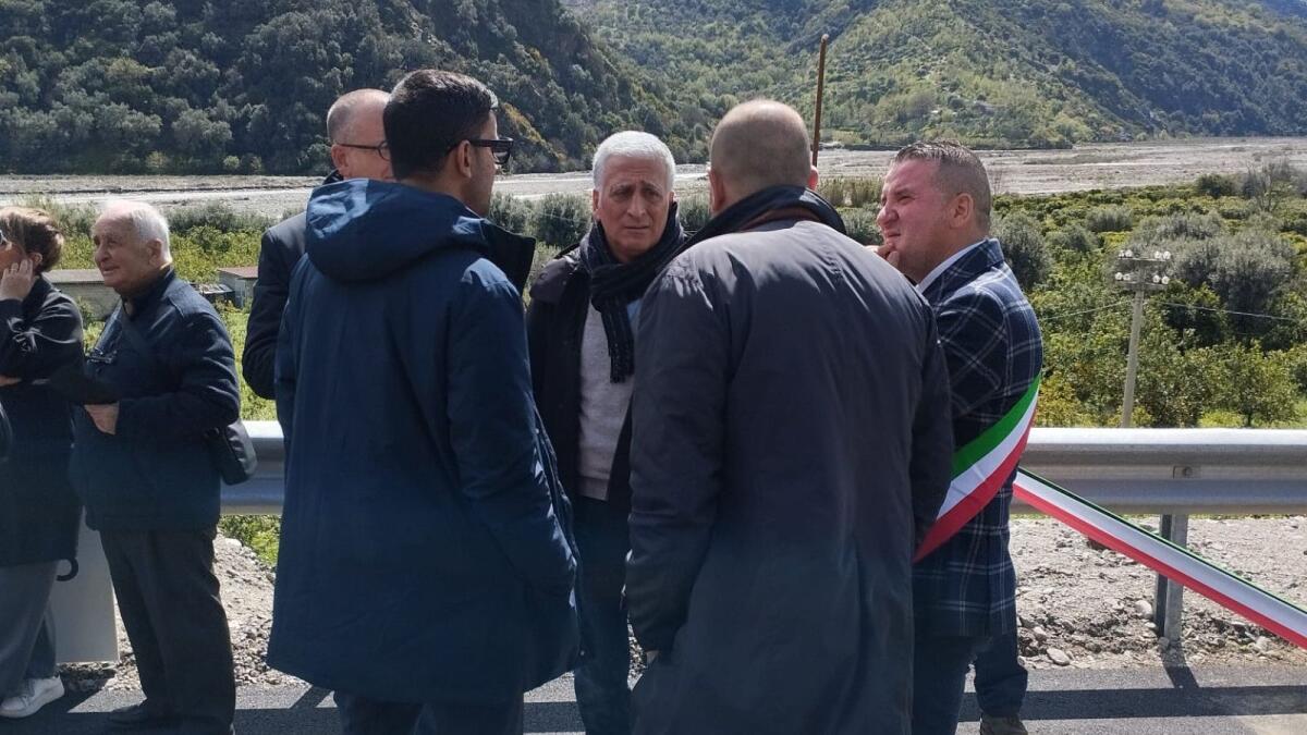 Strada Sila-Mare - Graziano (Azione): «La vera sfida è completare i restanti 11 km» - 