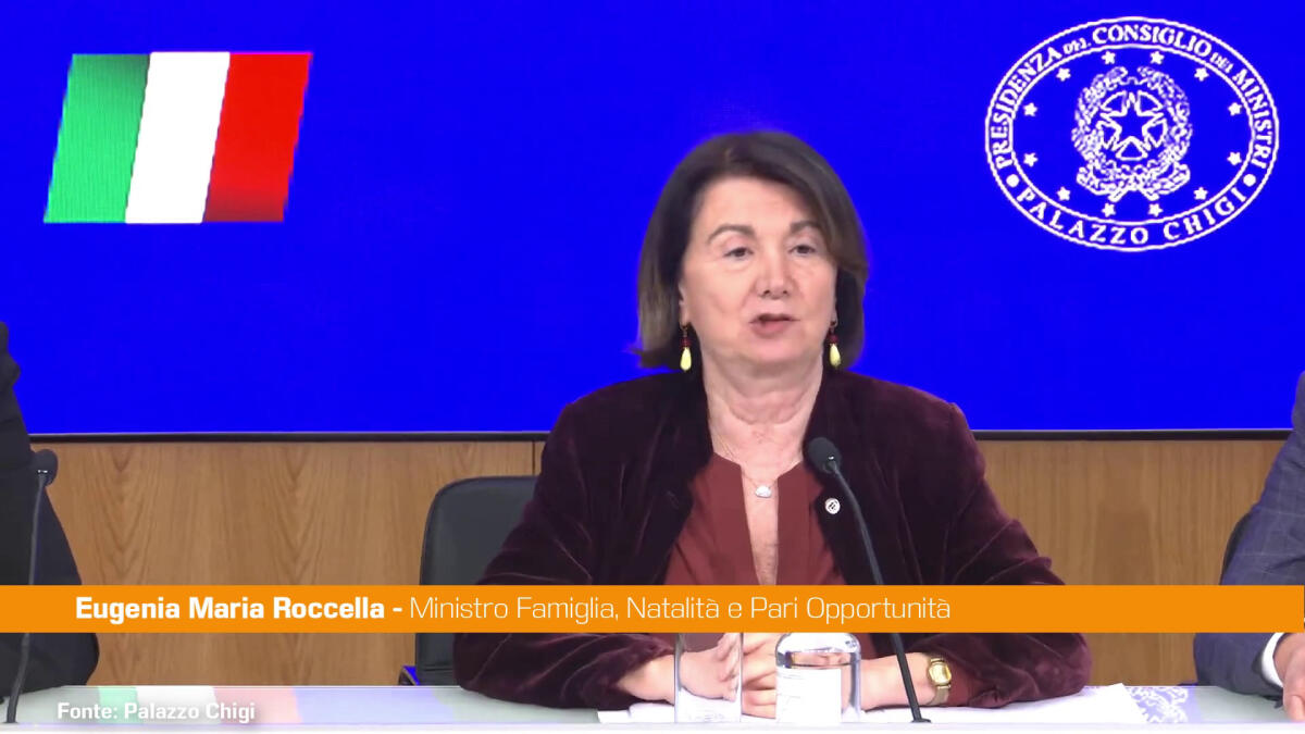Roccella "Il femminicidio da ora è un reato autonomo" - 