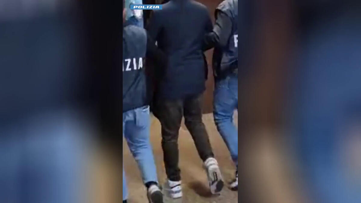 Si fingono carabinieri per avere soldi e droga, arrestati due romani - 