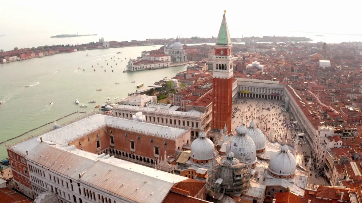 Turismo, l'Italia supera la Francia - 