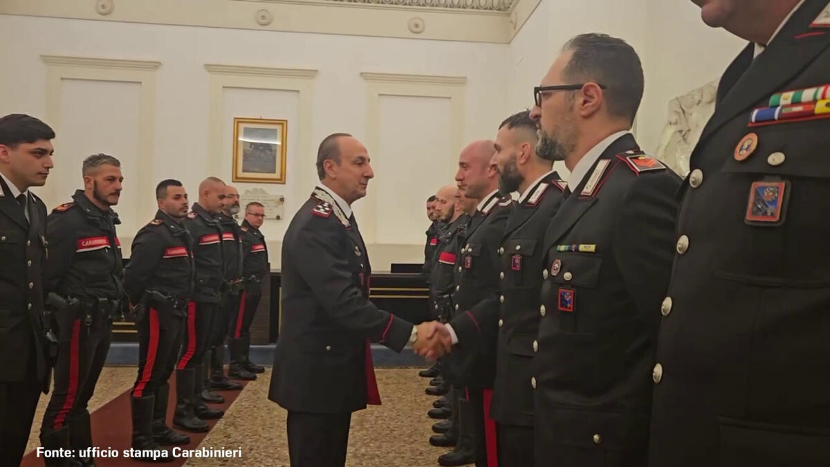 Crollo palazzina Roma,generale Luongo incontra Carabinieri intervenuti -