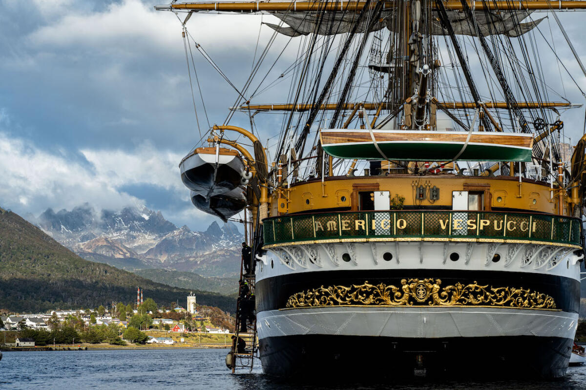 Crotone - Arriva l'Amerigo Vespucci e cambia la viabilità - 