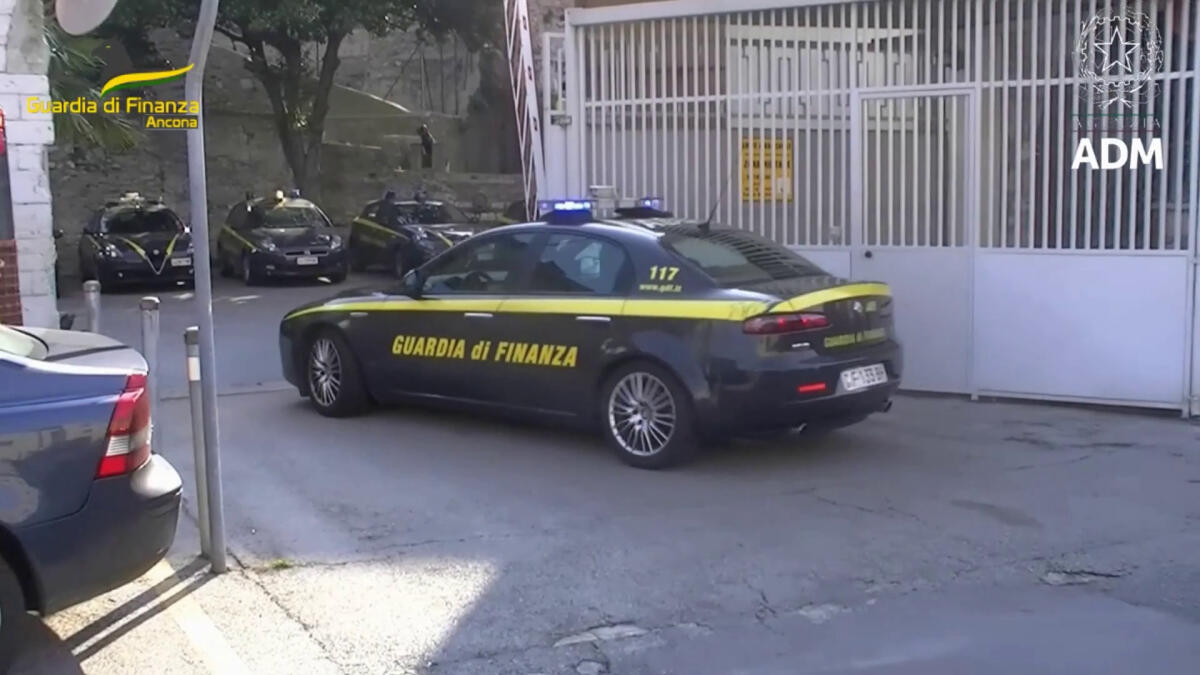 Sequestrati al porto di Ancona 163 kg di droga, in manette camionista - 