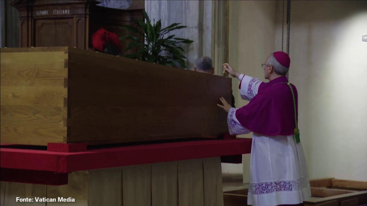 Le immagini della tumulazione di Papa Francesco a Santa Maria Maggiore -