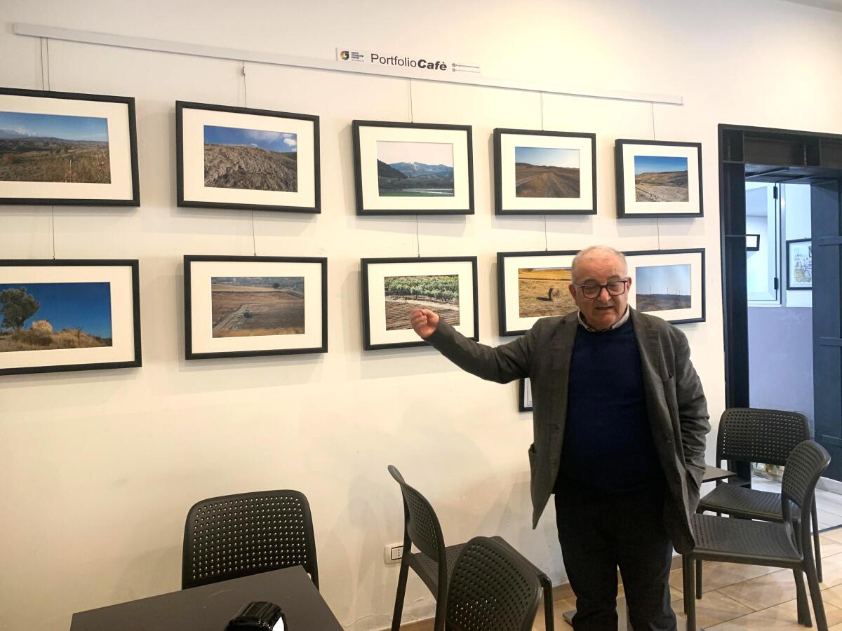 Portfolio Cafè, al via la mostra “Il Marchesato di Crotone” di Giuseppe Perpiglia - 