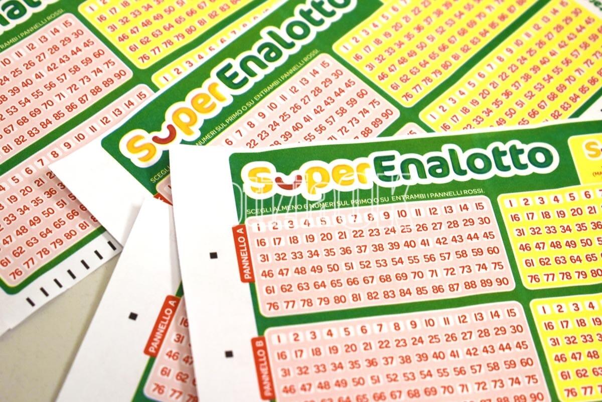 Lotto e Superenalotto: ecco i numeri vincenti del 18 aprile 2025 - 