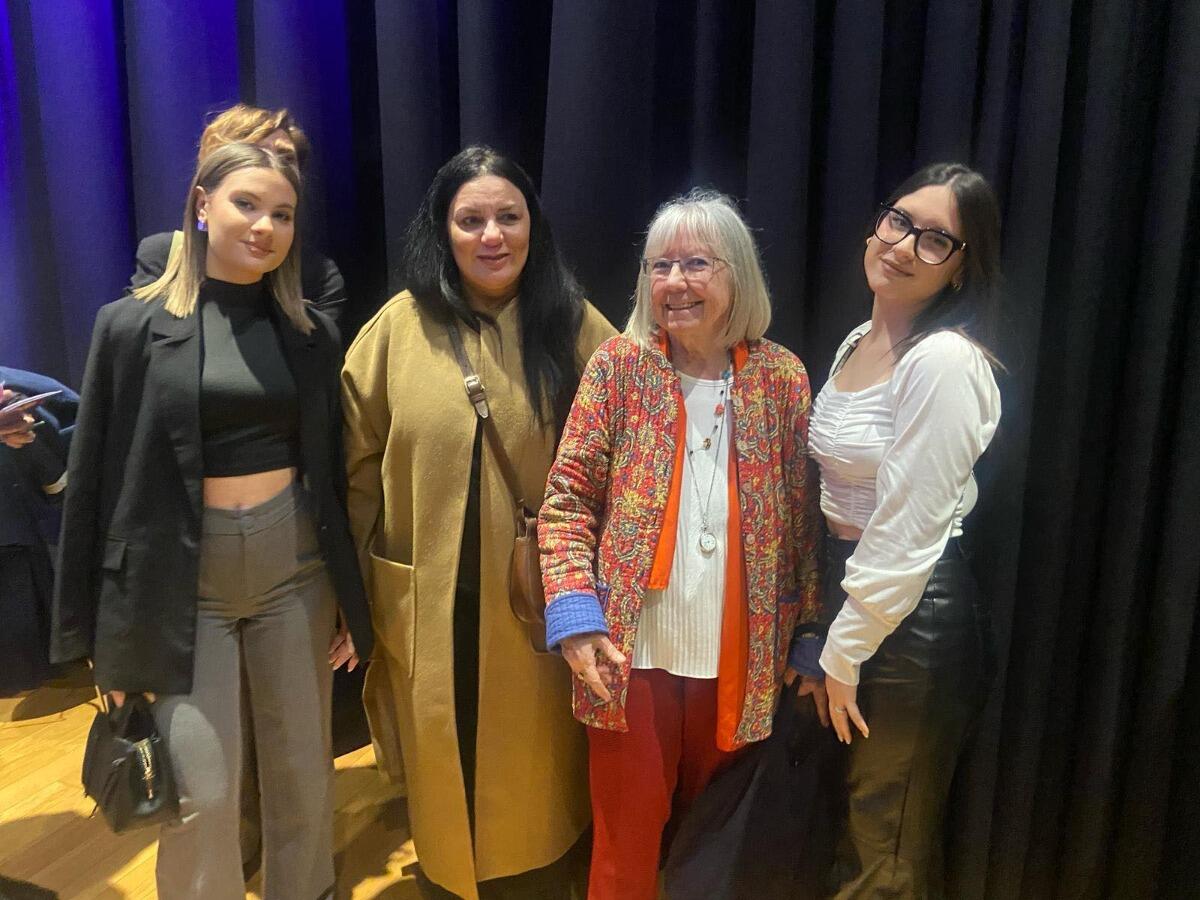 Santa Severina - Due studentesse del liceo Borrelli finaliste al Premio Inge Feltrinelli - 