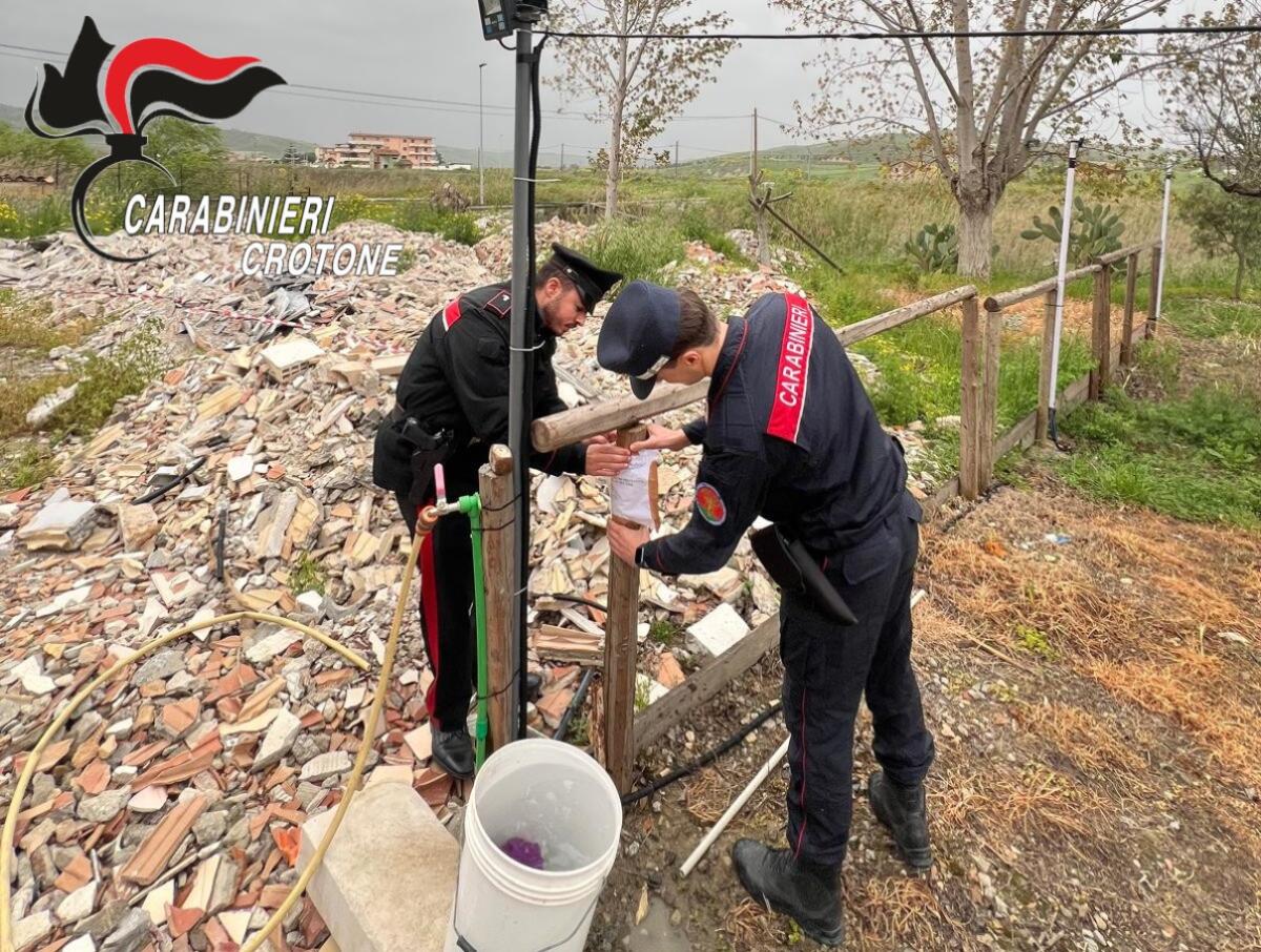 Crotone - 80 metri cubi di rifiuti edili abbandonati, denunciato un uomo - 
