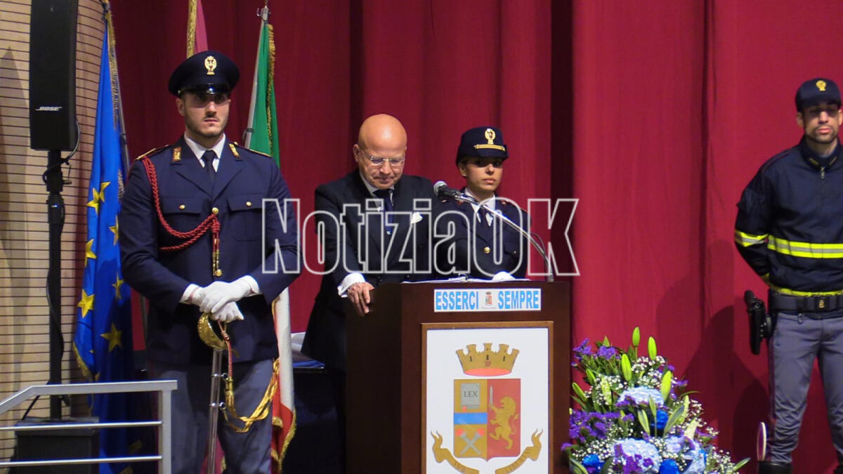 Crotone celebra la Polizia di Stato: i "girasoli della legalità" illuminano una Calabria che cambia - 