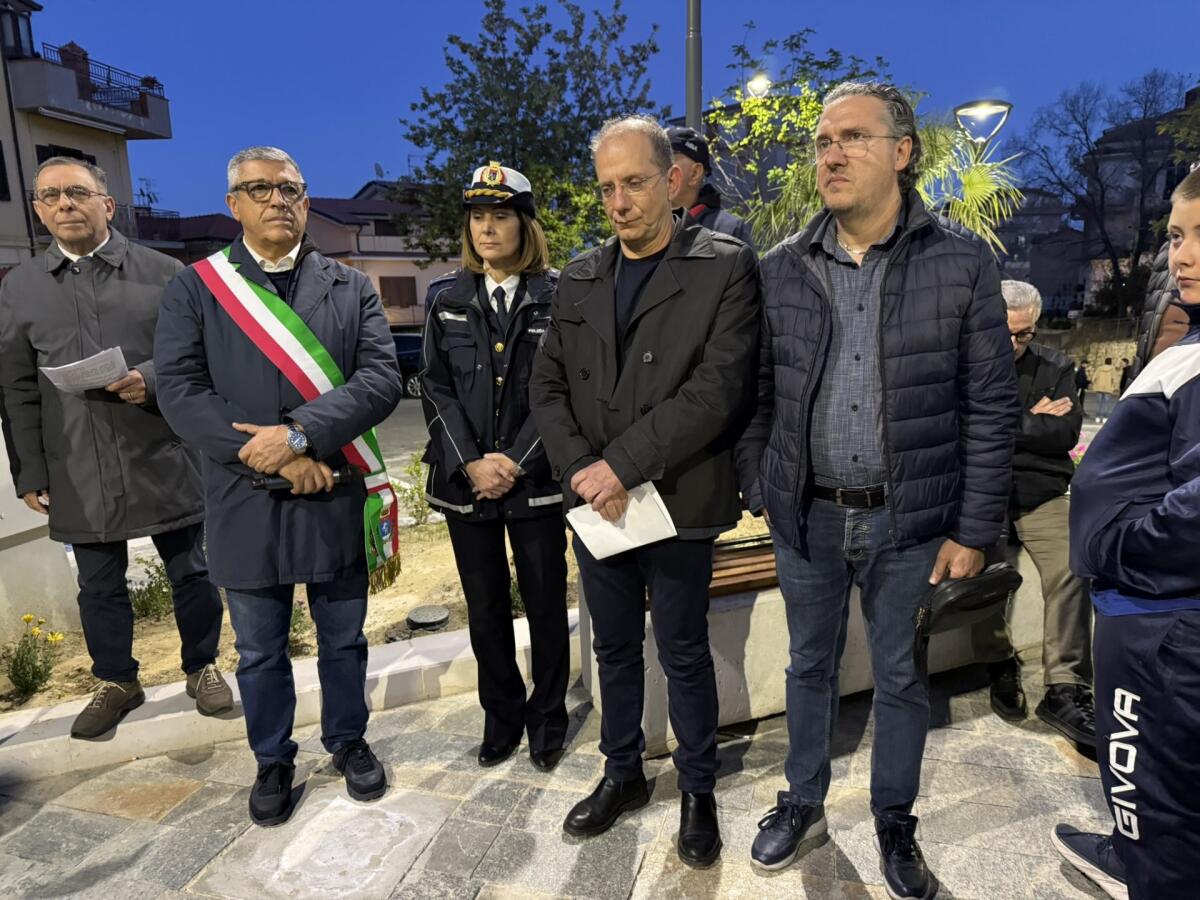 Cassano all'Ionio, la Villa Comunale torna a disposizione dei cittadini - 