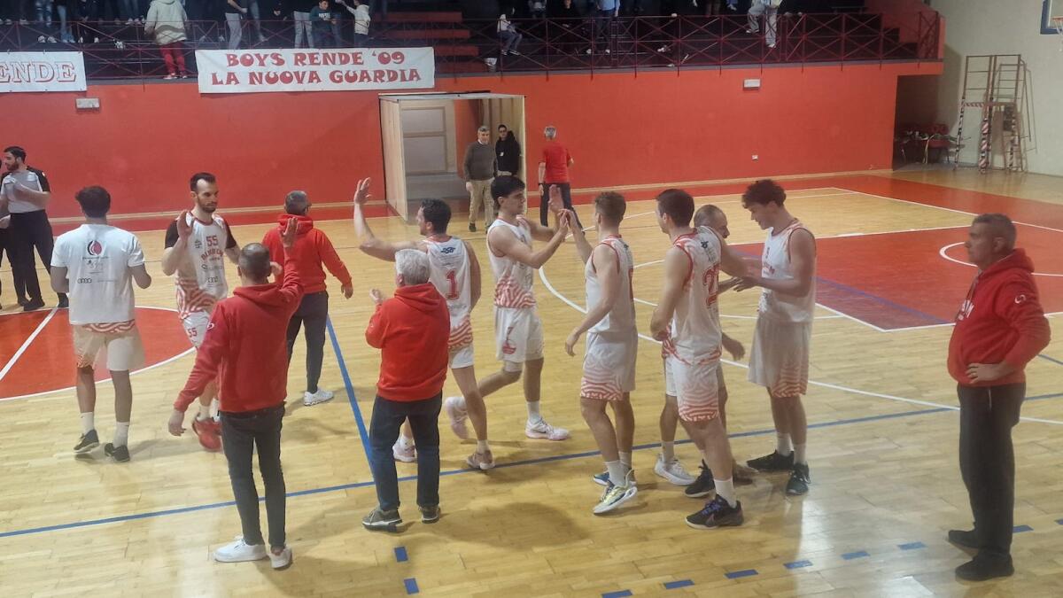 Basket - Vittoria importante della Sintegra Rende contro Corato - 