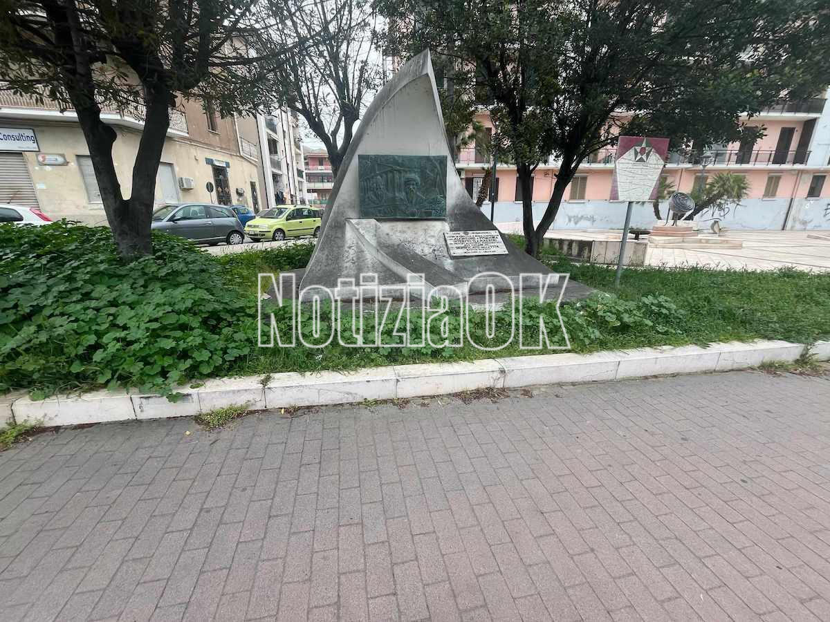 (Foto) Nei Quartieri di Crotone - Corso Mazzini, c'è una storia da raccontare - 