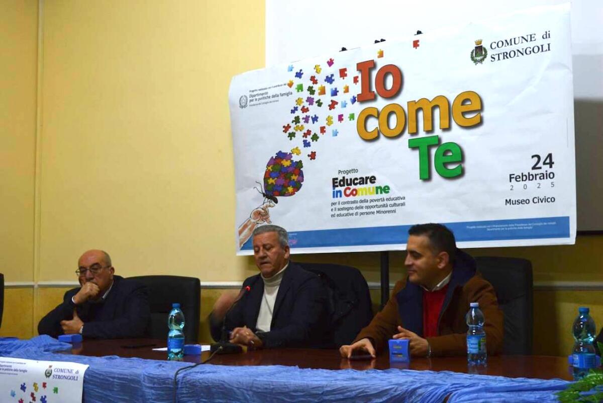 Strongoli, al via "Passi Blu" per l'autismo: una passeggiata in luoghi di interesse culturale e ambientale - 