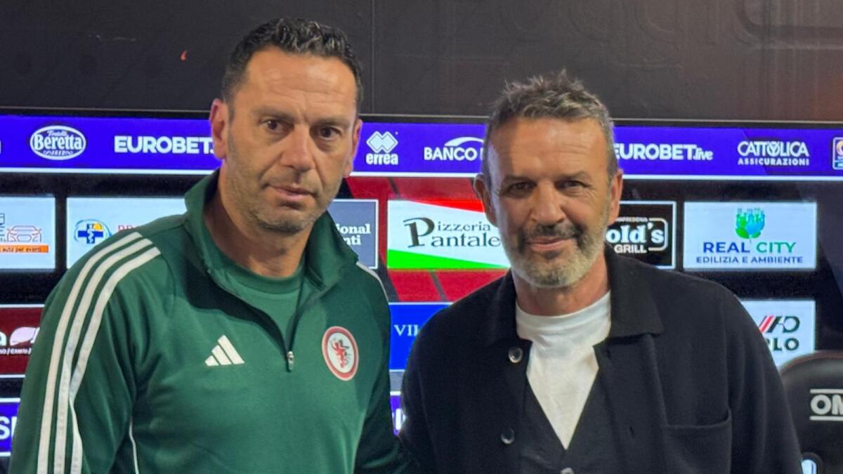 #CrotoneFoggia | Mister Zauri: "La squadra è dispiaciuta, dobbiamo tirarci fuori da questa situazione" - 