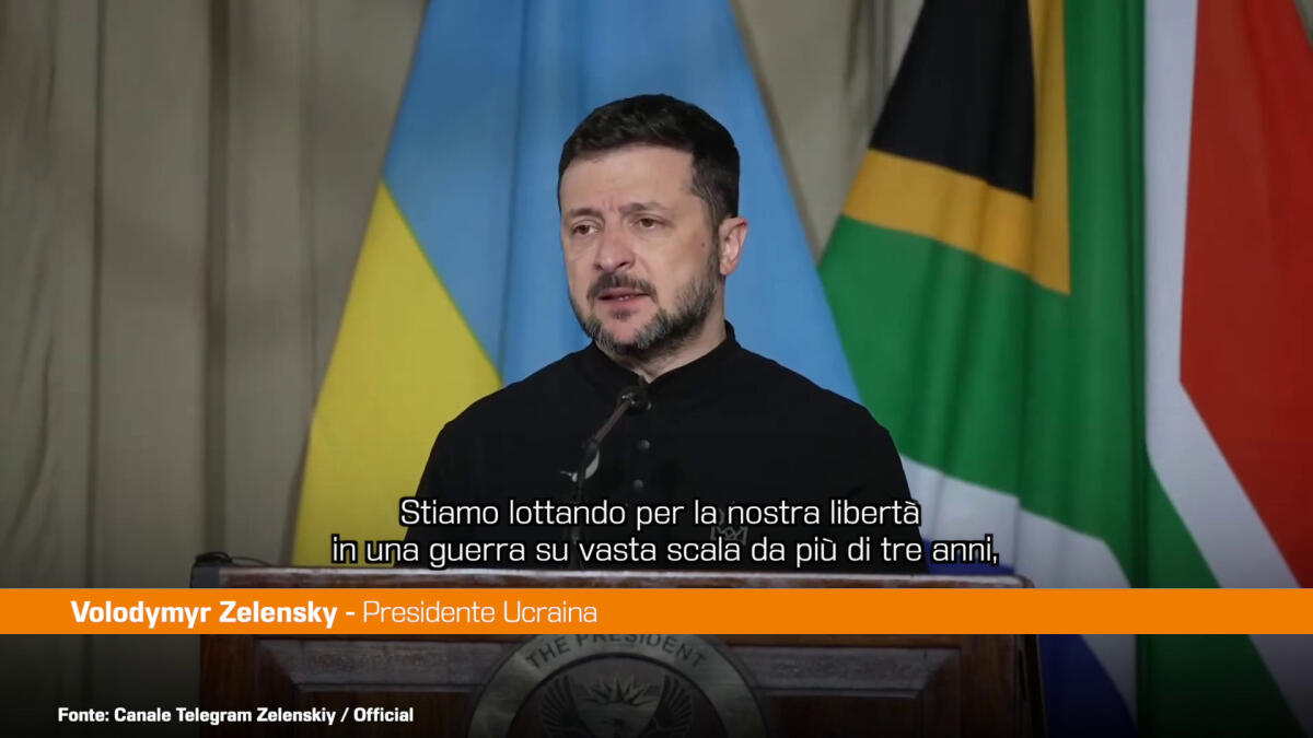 Zelensky "Stiamo lottando per la nostra libertà" -