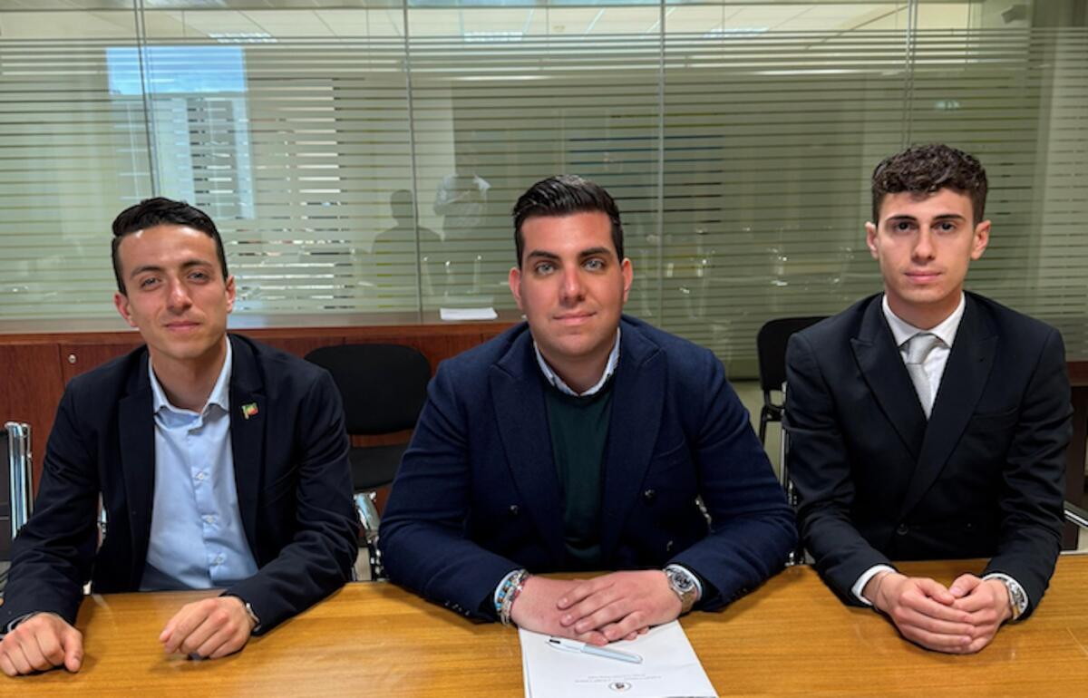 Crotone - Forza Italia si riorganizza, Francesco Bossio nuovo coordinatore provinciale - 