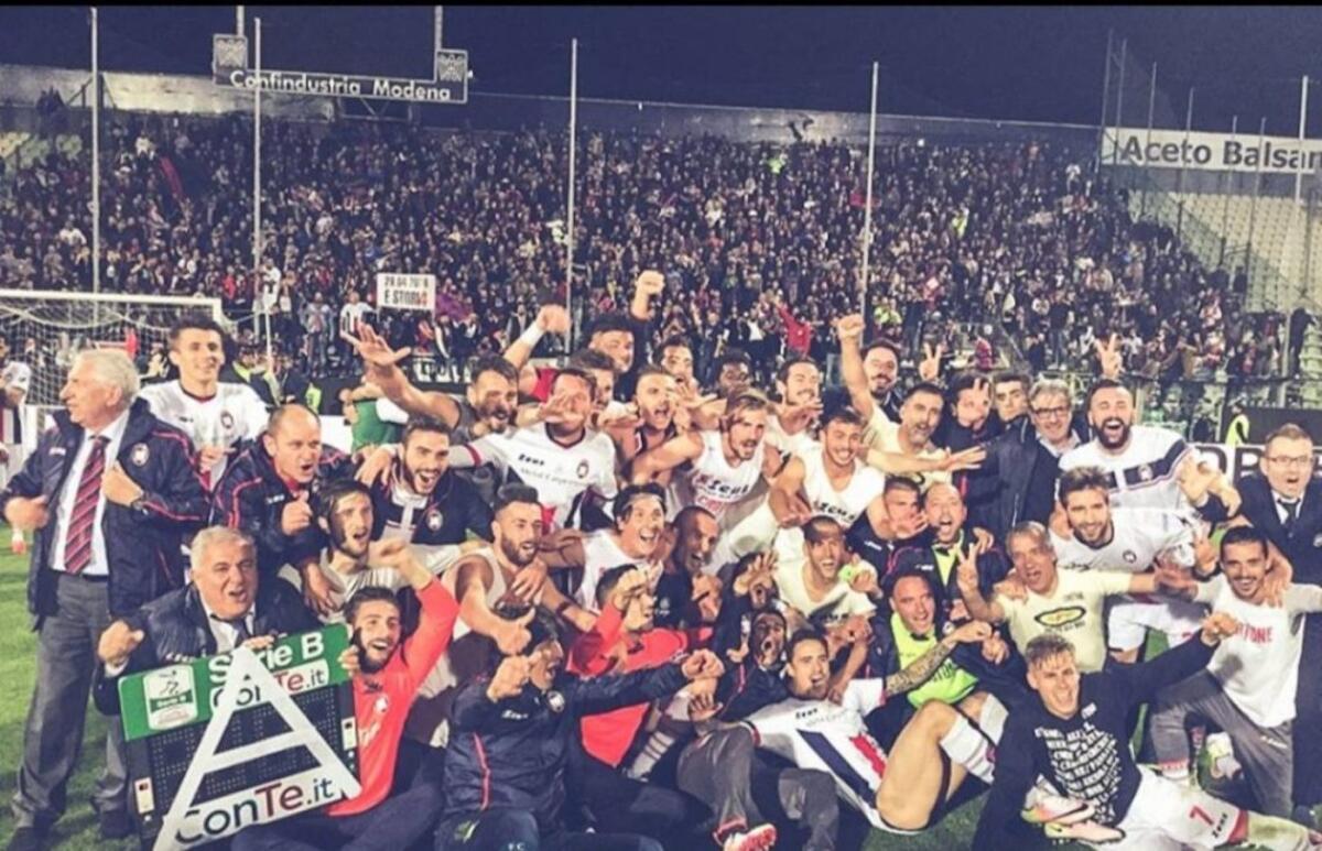 Serie C | La prima volta non si scorda mai: 29 aprile 2016, il Crotone è in Serie A - 