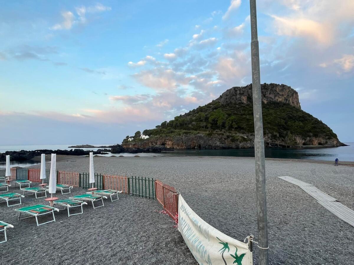 Praia a Mare tra storia e leggenda: cavalieri in marcia verso Gerusalemme -