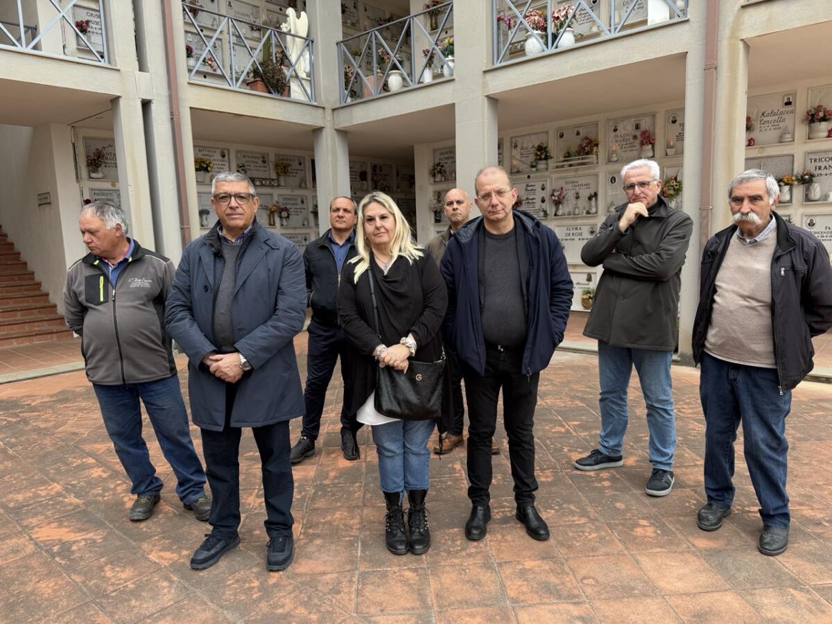 Cassano all'Ionio, avviati i Lavori per la Costruzione di Nuovi Loculi Cimiteriali - 