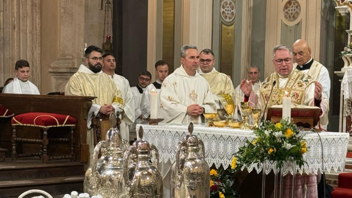 Il vescovo Torriani celebra la Messa del Crisma: "Rimettere in moto il cuore" - 