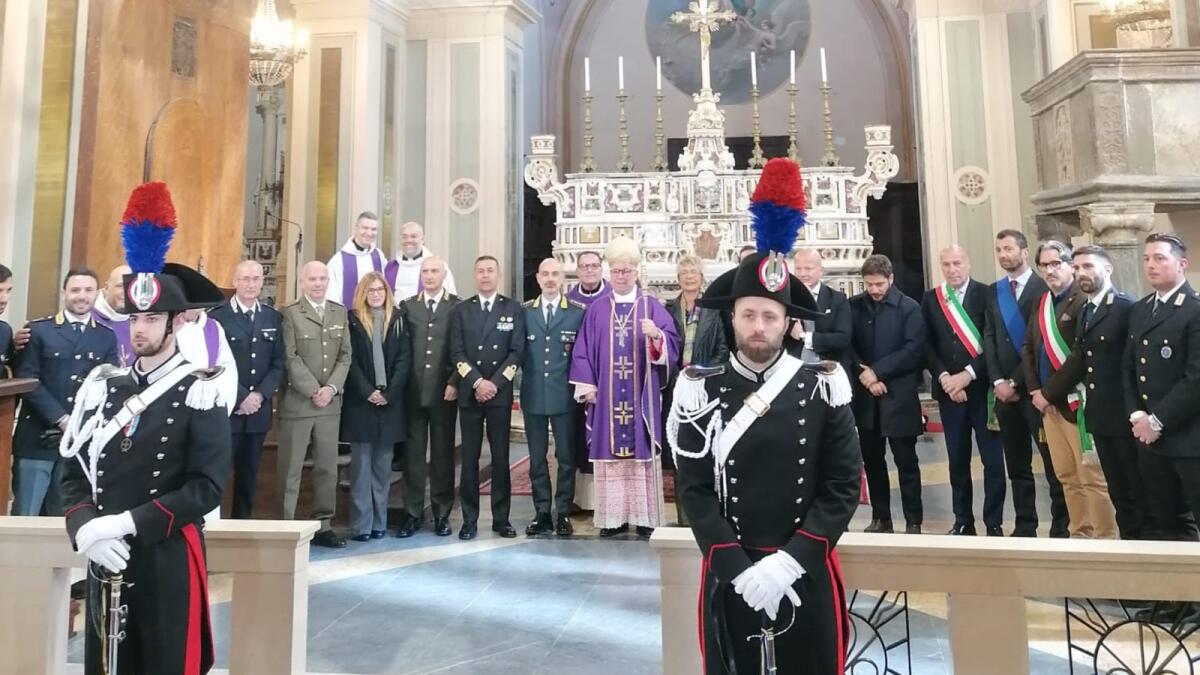 Il Vescovo Torriani incontra le forze dell’ordine a Santa Severina: “Siate presidio di speranza” - 