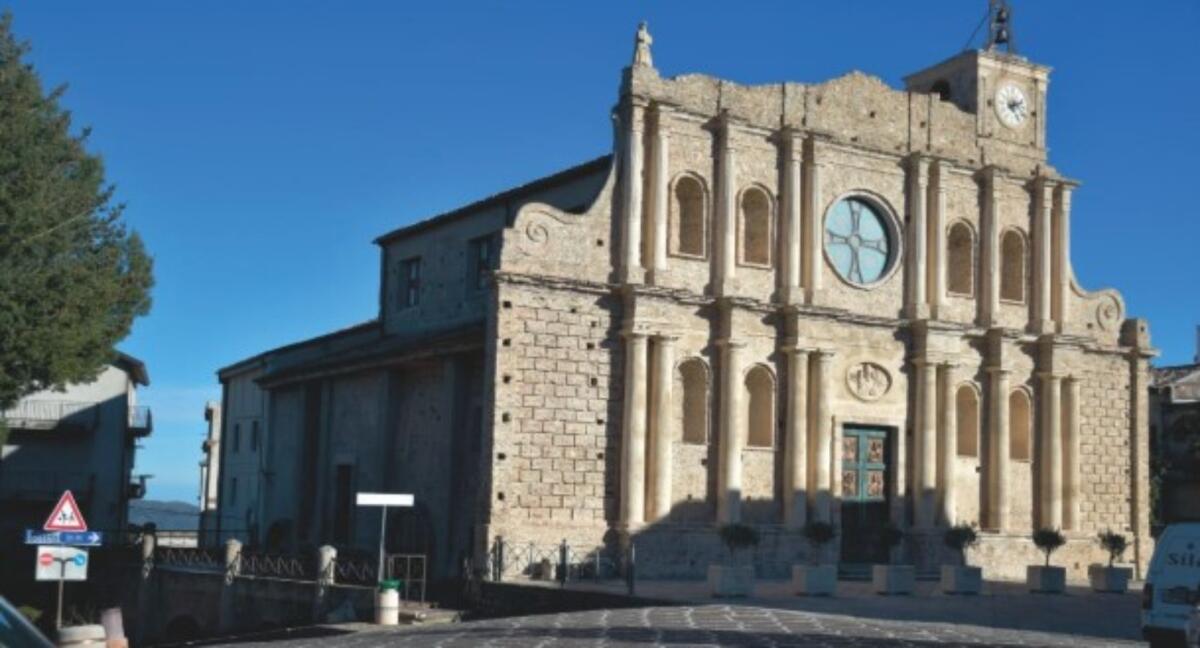 Cotronei celebra San Nicola Vescovo: un programma ricco di eventi tra fede, cultura e spettacolo - 
