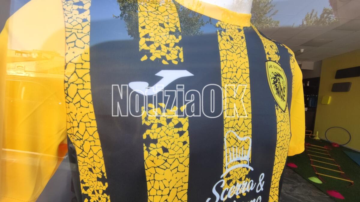 Promozione - L'AEK Crotone supera 2-0 l'Altomonte, nel prossimo turno sfida a Roseto Capo Spulico - 