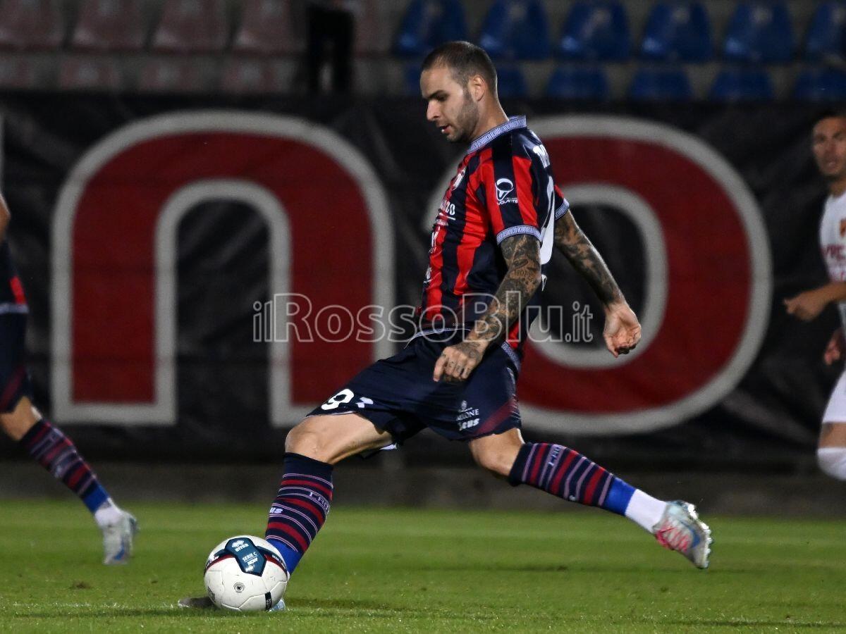 Serie C | Crotone, Tumminello: "La famiglia Vrenna ha creduto in me. Futuro? Voglio rimanere qui" - 