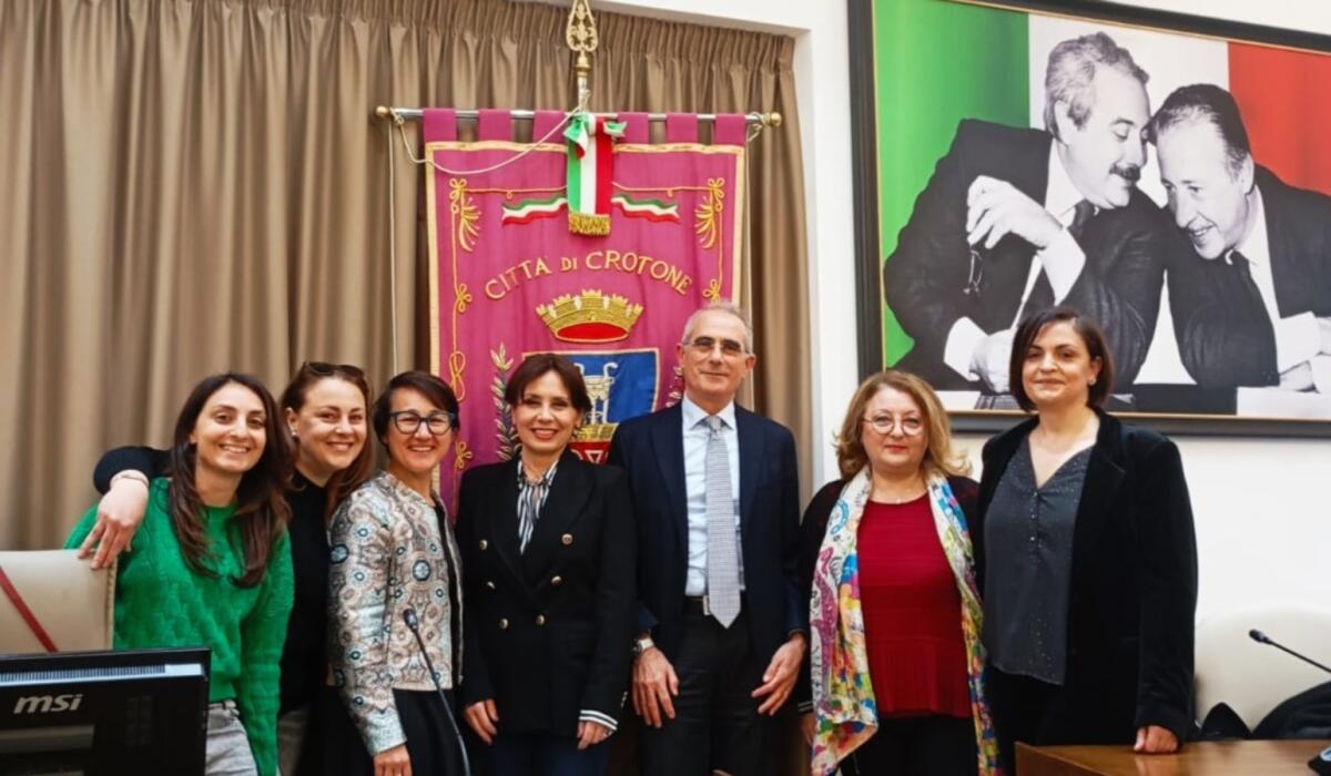 Crotone - Un confronto sul turismo delle radici nel ricordo di Anthony Mollica - 