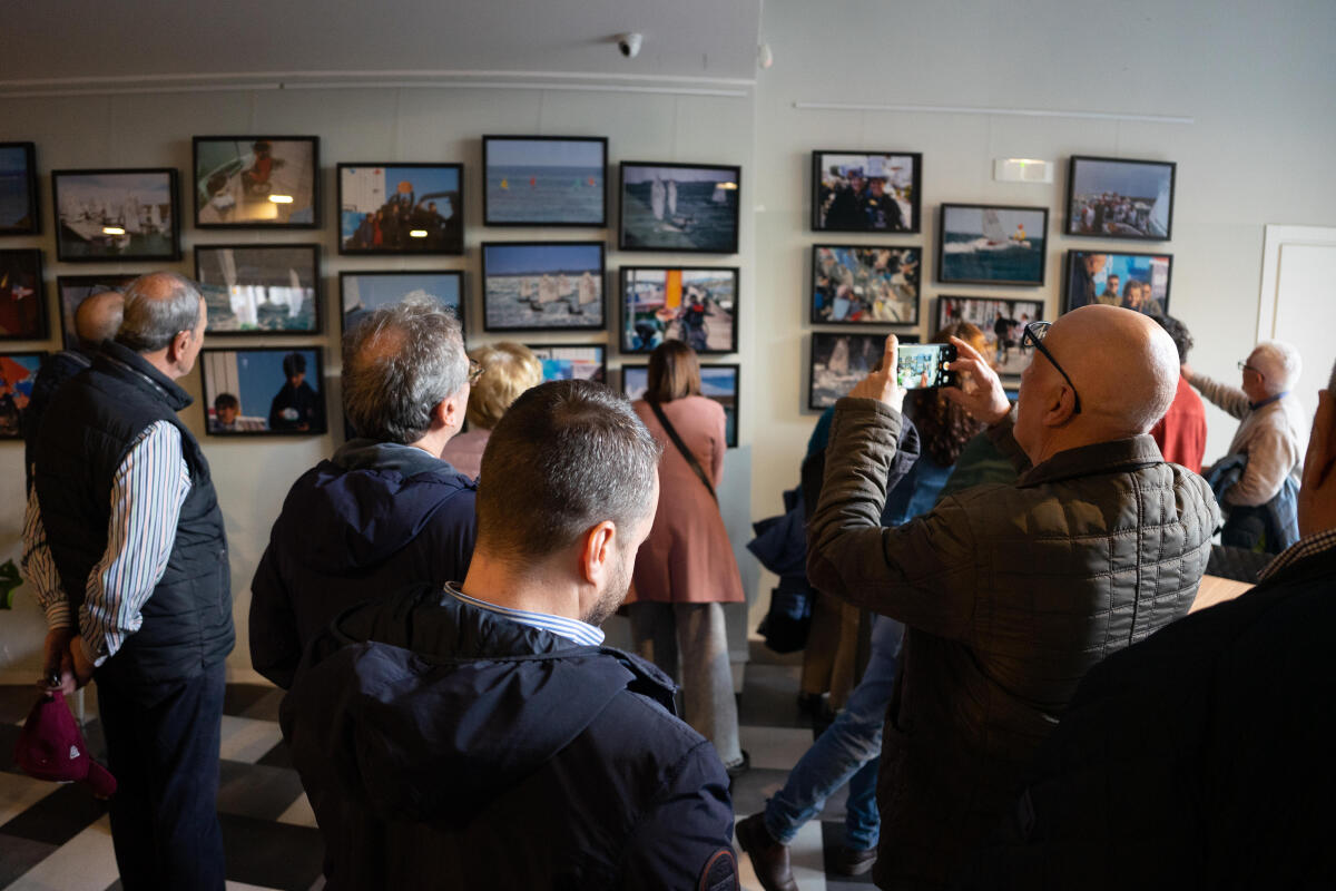 (Foto) Fotoamatori Crotone, inaugurata la mostra "Sulle ali del vento" - 