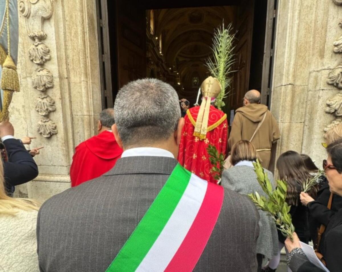 Domenica delle Palme a Cassano All'Ionio, mattinata partecipata ed emotiva - 