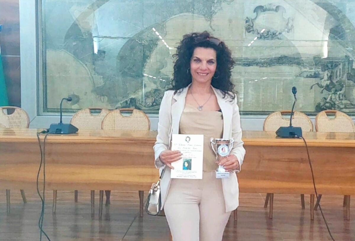 Encomio della Giuria a Cefalù per la poetessa crotonese Luisa Olivo - 
