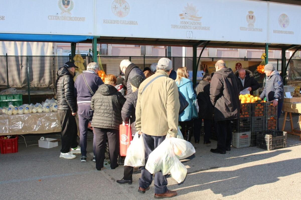 Crotone - Il Farmer's Market fa gli straordinari a Pasqua - 