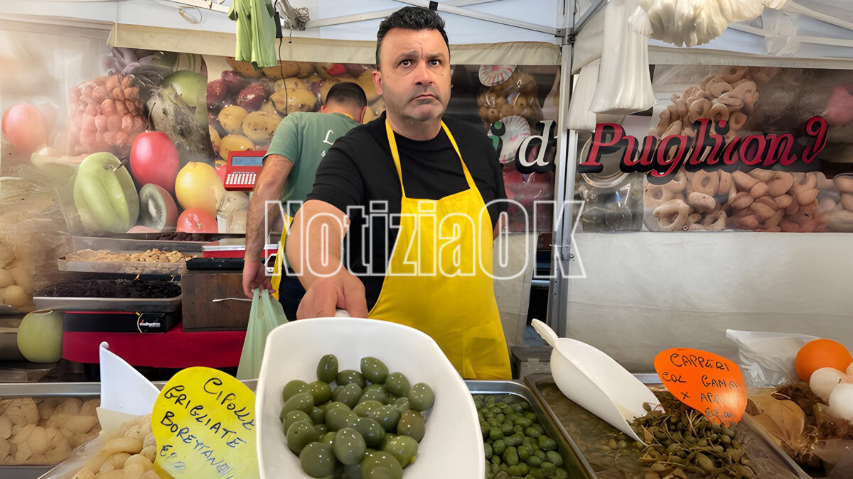 Crotone - Annunciata pioggia, ma la fiera ha richiamato già moltissime persone (FOTO) - 