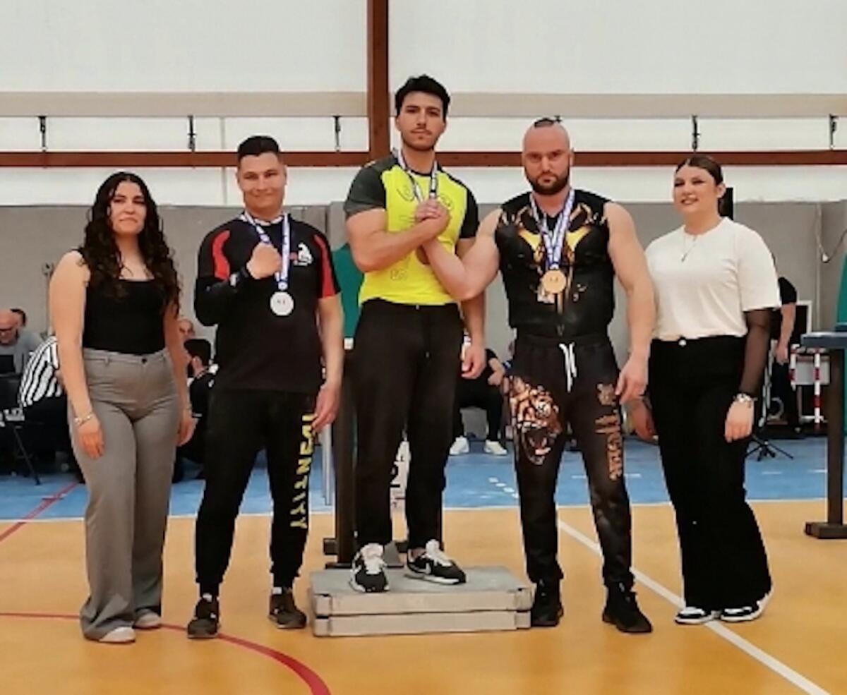 Petilia Policastro al Campionato Sud Italia 2025 di braccio di ferro: terzo posto per Carmine Castagnino - 