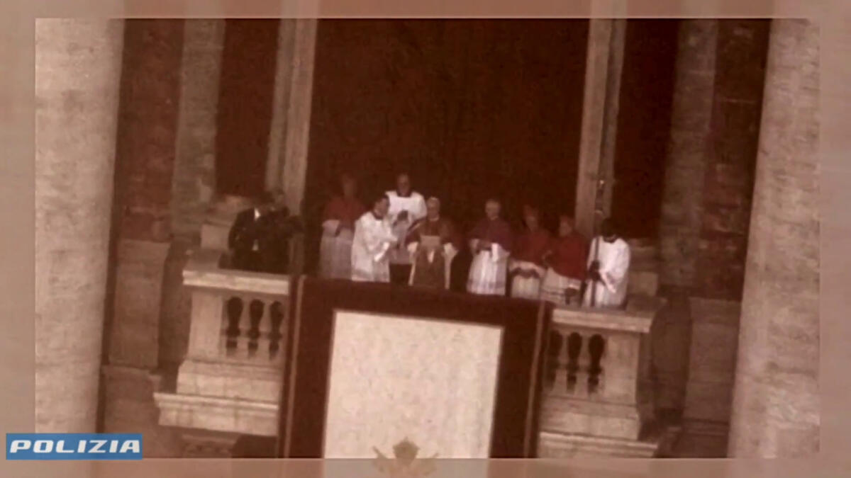 Le prime immagini di Papa Leone XIV dall'elicottero della Polizia -