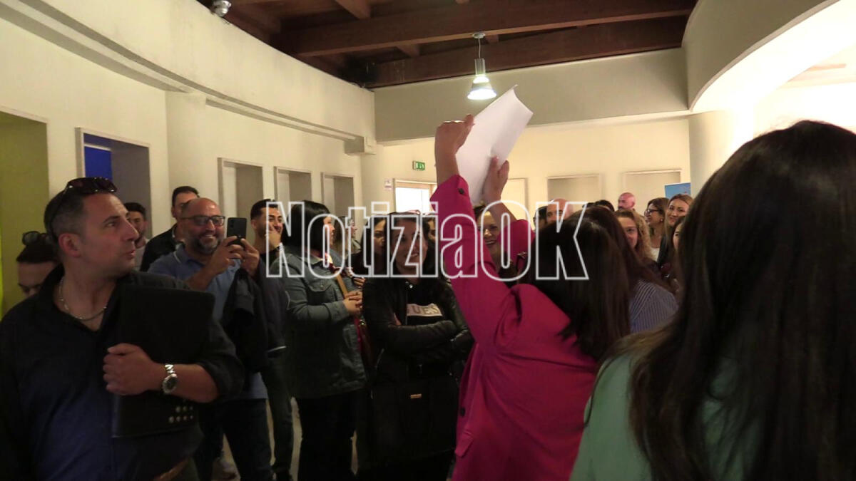 (VIDEO) Ex Abramo, 80 lavoratori firmano con Konecta. Rischio licenziamenti su altra commessa a Crotone - 