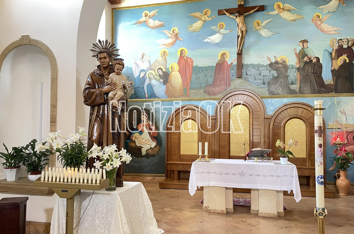 Scesa la statua: al via la Tredicina in onore di Sant'Antonio - 