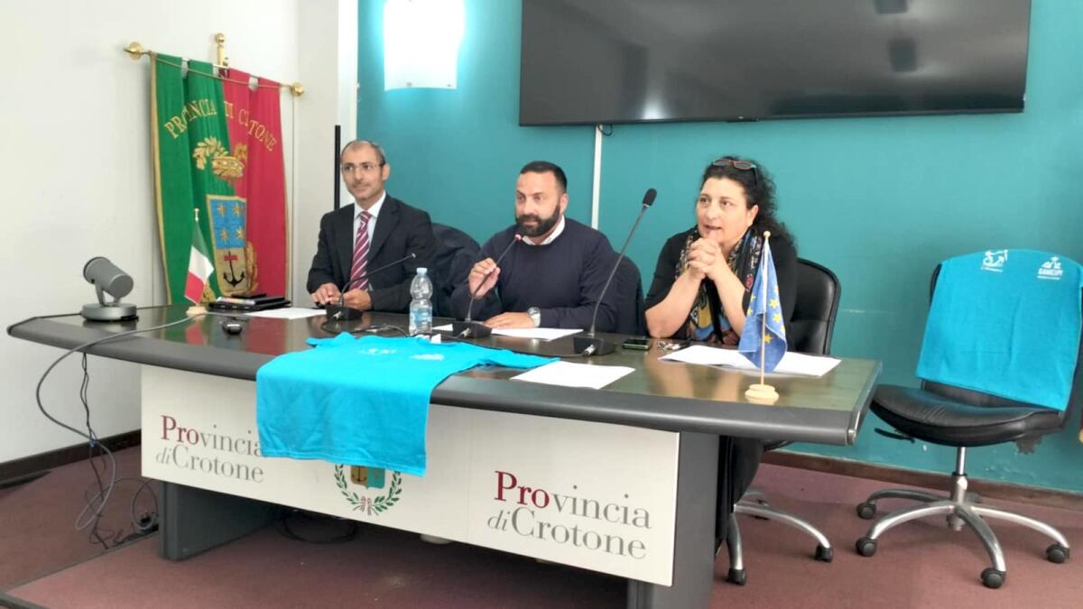 Giovani, sport e bellezza: da Crotone parte il Periplo della Calabria in barca a vela - 