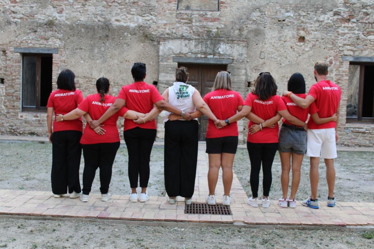 Strongoli - Dilettanti allo sbaraglio per la Corrida promossa dal Gruppo Giovani - 
