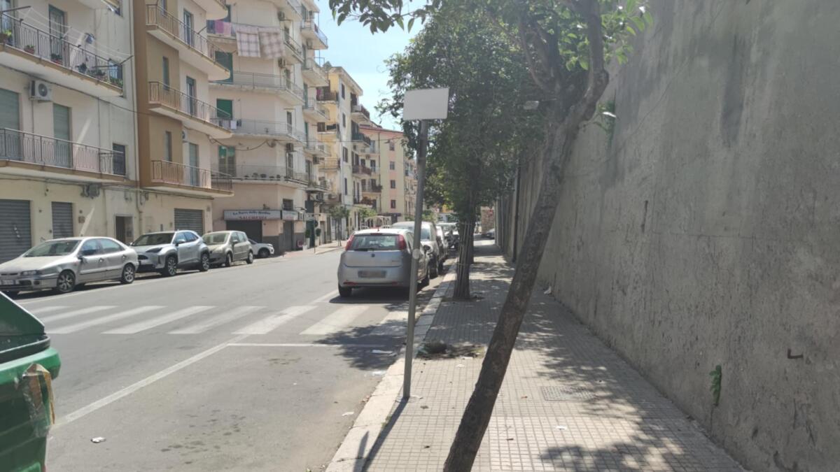 Nei Quartieri di Crotone - In città fermate "in bianco", servirebbero idee chiare - 