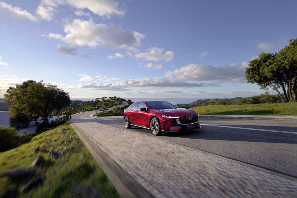 Nuova Mazda6e 100% elettrica - 