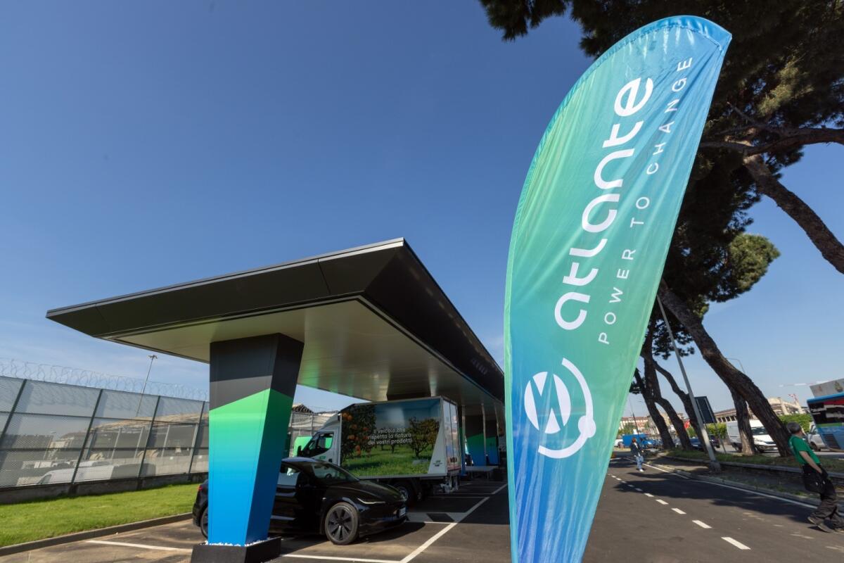Inaugurata una nuova stazione di ricarica ultra fast al Mercato Alimentare di Milano -