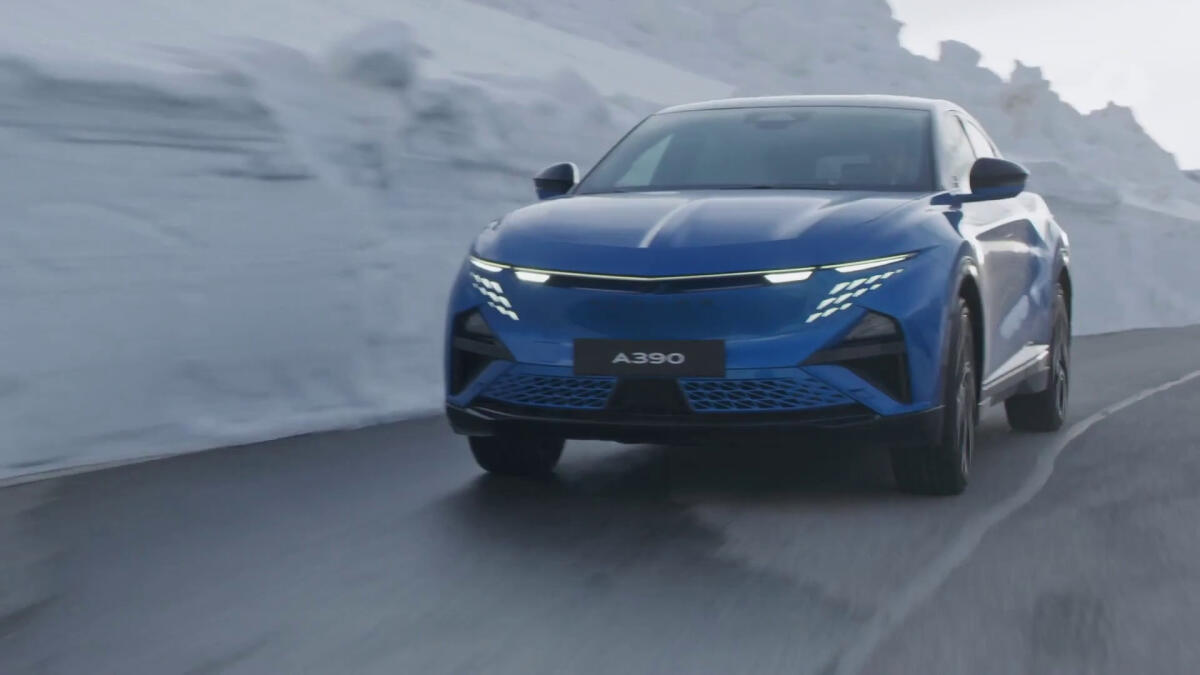 Alpine A390, il piacere di guida in elettrico - 