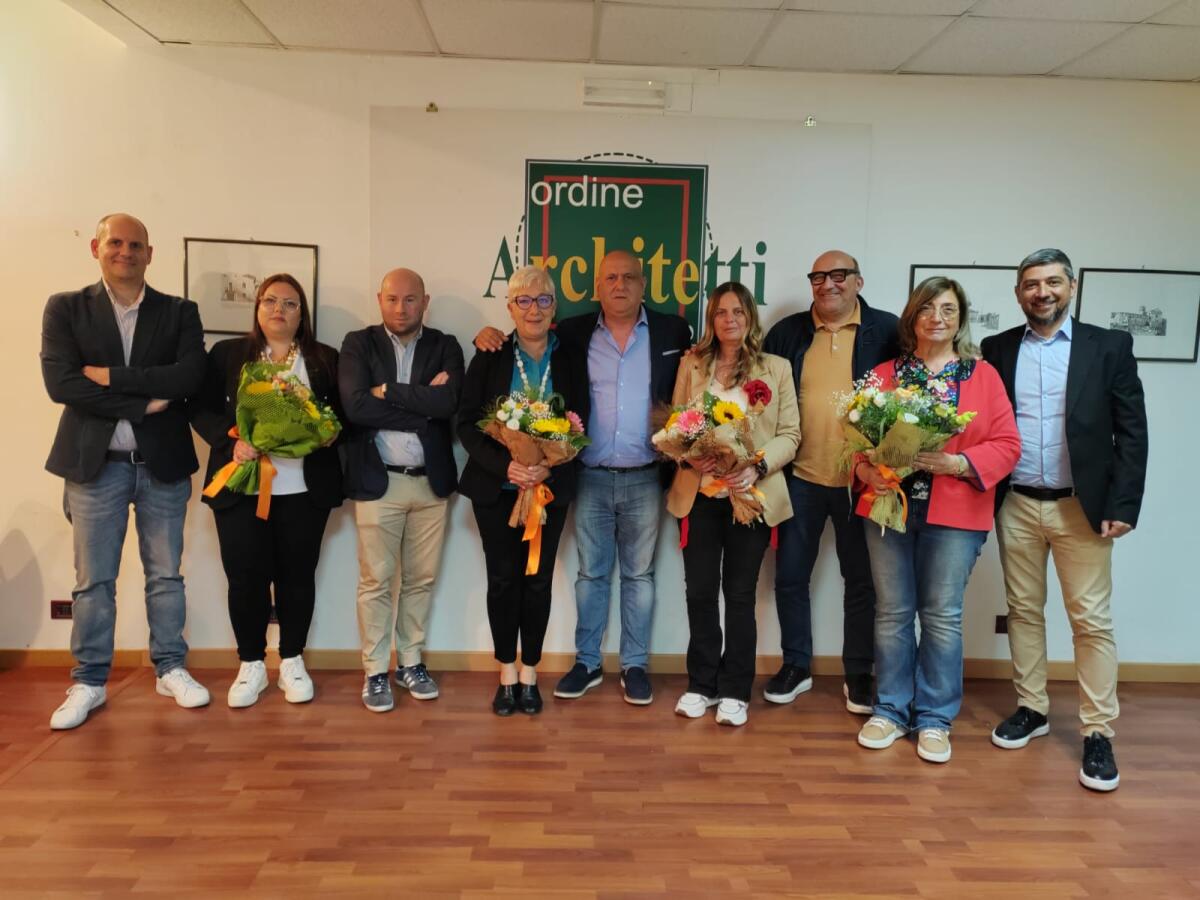 Nuovo Consiglio dell'Ordine degli Architetti di Crotone insediato: eletto il nuovo presidente - 